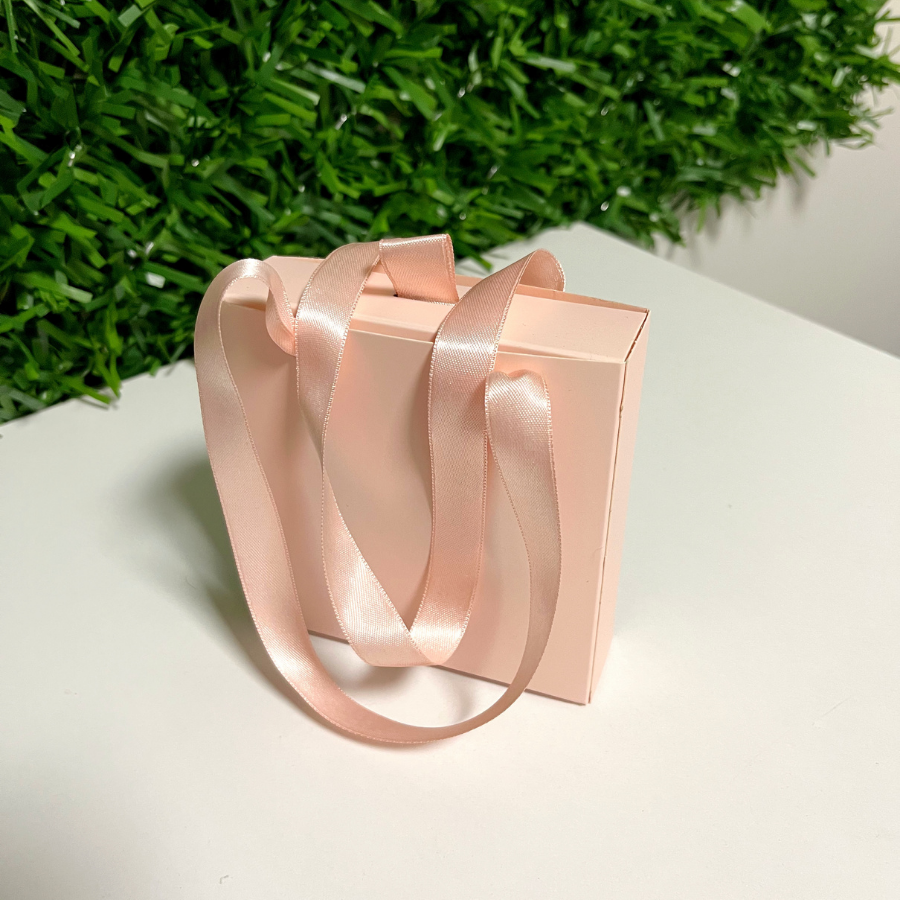 Özel Çantalı Hediye Kutusu